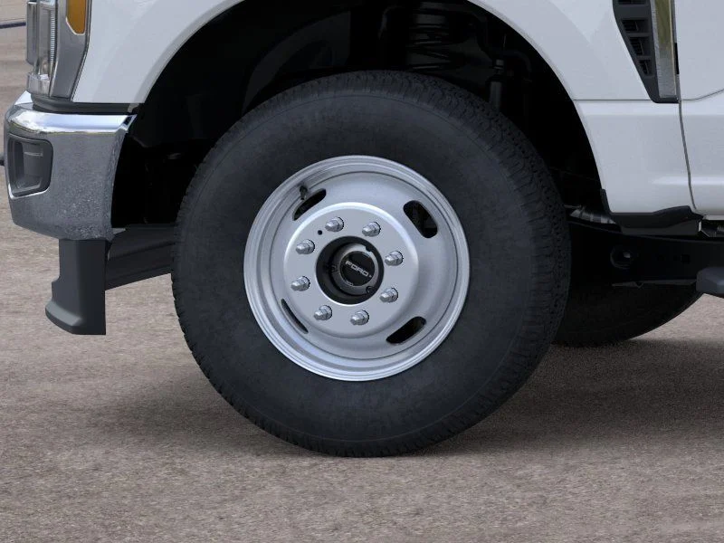 New 2026 Oxford White Ford F-350® XL image 20