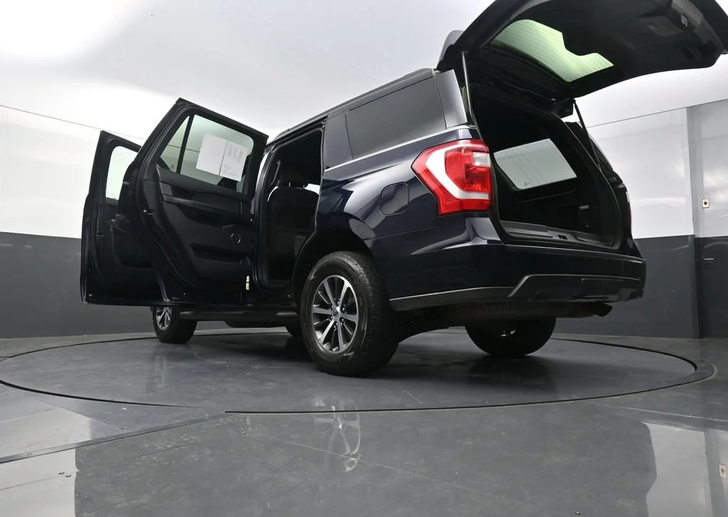 Used 2021 Blue Ford XL image 27