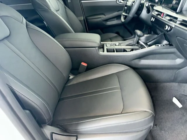 New 2026 Glacial White Pearl Kia S image 28