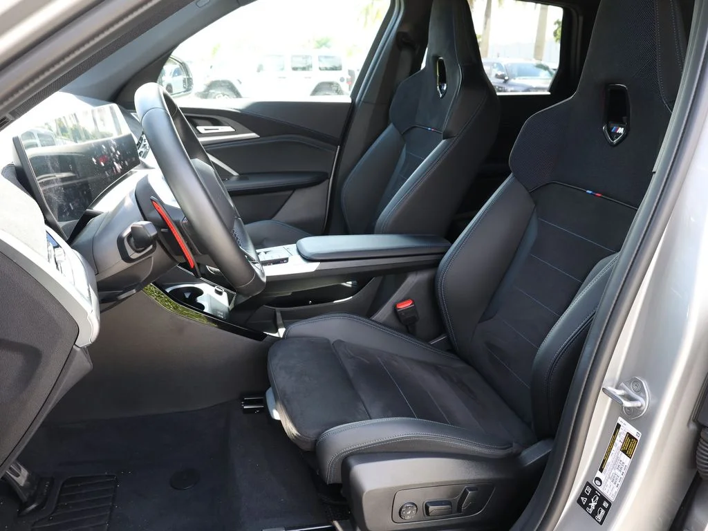 Used 2026 Silver BMW M35i image 16