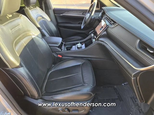Used 2021 Silver Jeep Overland image 18