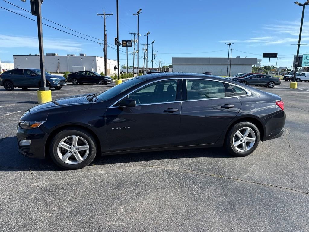 Used 2023 Chevrolet Malibu 1LT with VIN 1G1ZD5ST6PF203989 for sale in Marion, IN