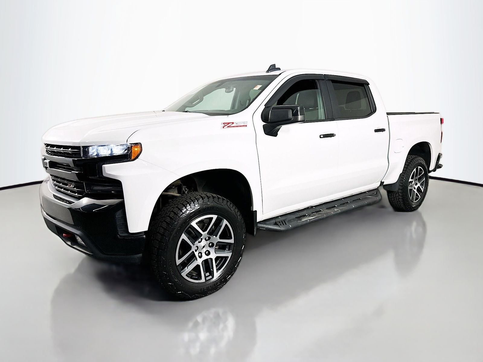 Used 2019 Summit White Chevrolet LT Trail Boss image 4