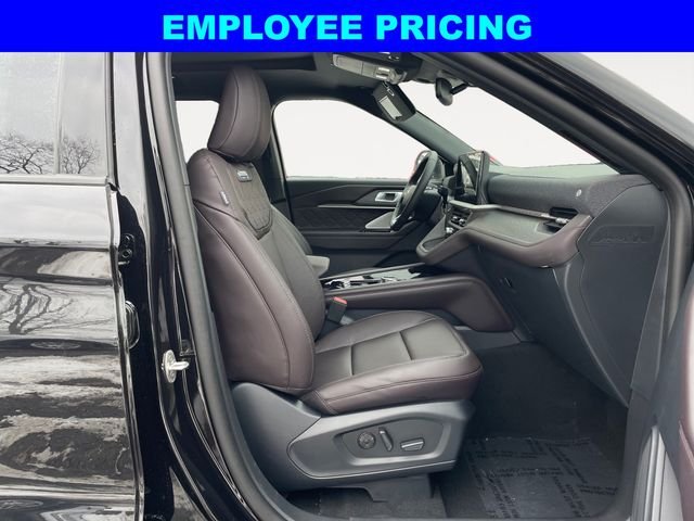 New 2026 Black Ford Platinum image 15