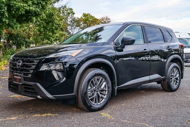 2025 Nissan Rogue S photo 3