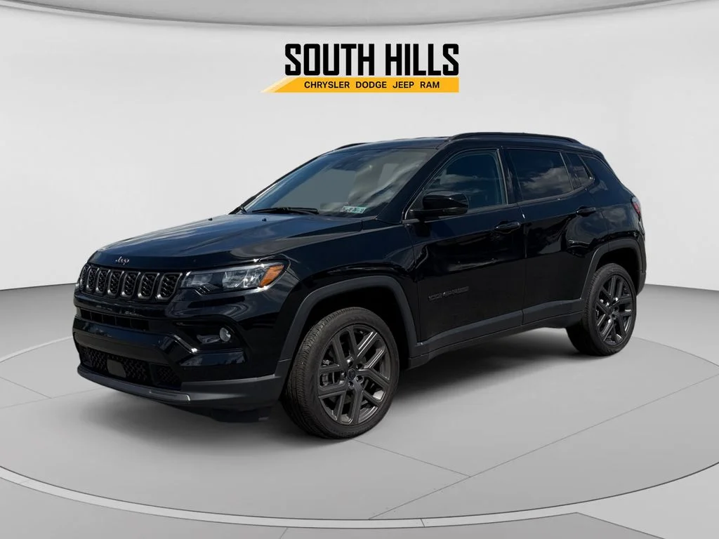 New 2026 Diamond Black Crystal Pearl-Coat Exterior Paint Jeep Limited image 1