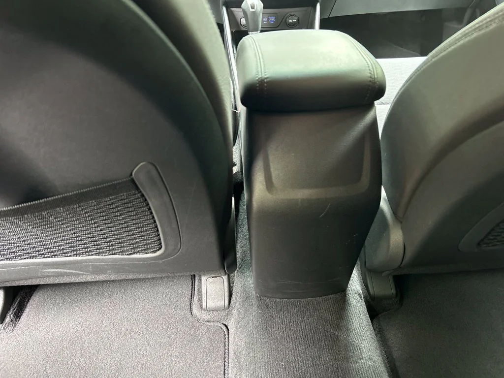 Used 2020 Red Hyundai Value image 30