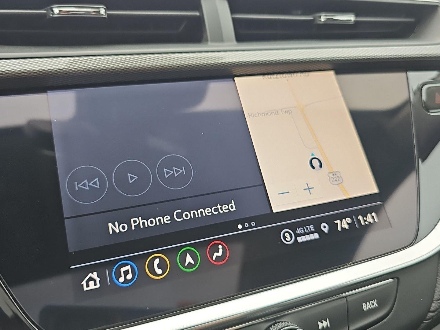 Used 2022 White Frost Tricoat Buick Essence image 15