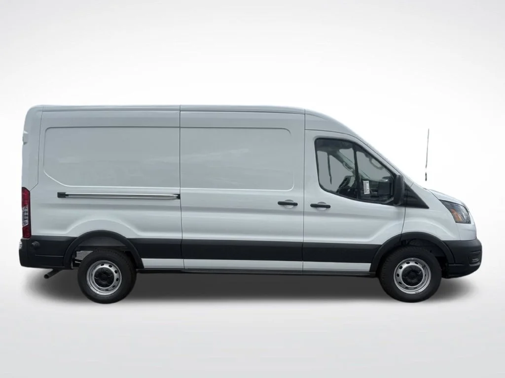 New 2026 Oxford White Ford Cargo Van image 2
