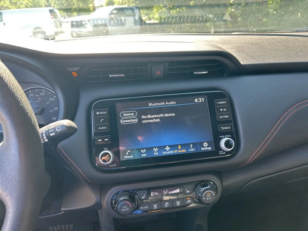 Used 2023 White Nissan SR image 14