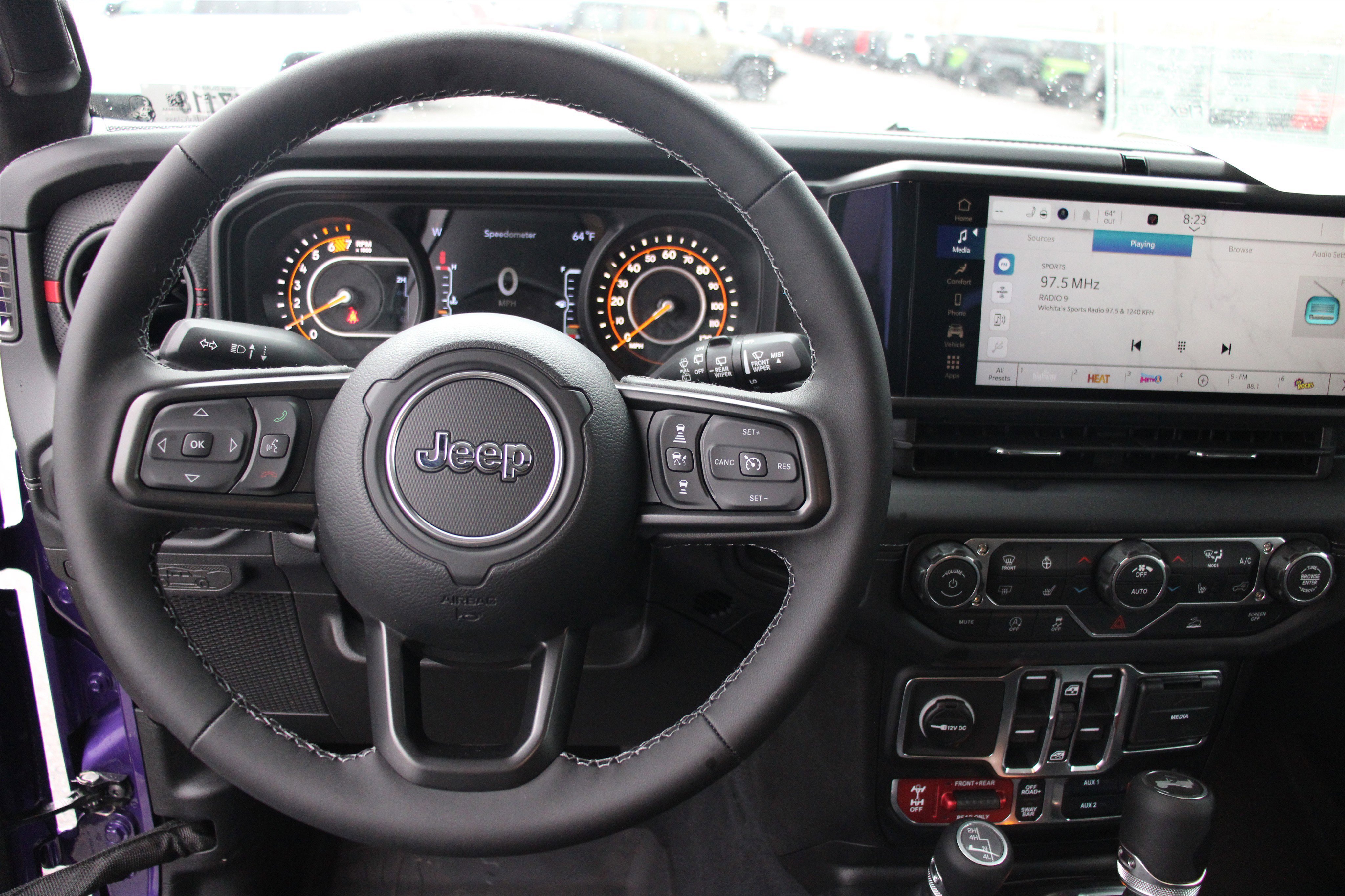 New 2026 Reign Jeep Rubicon image 8