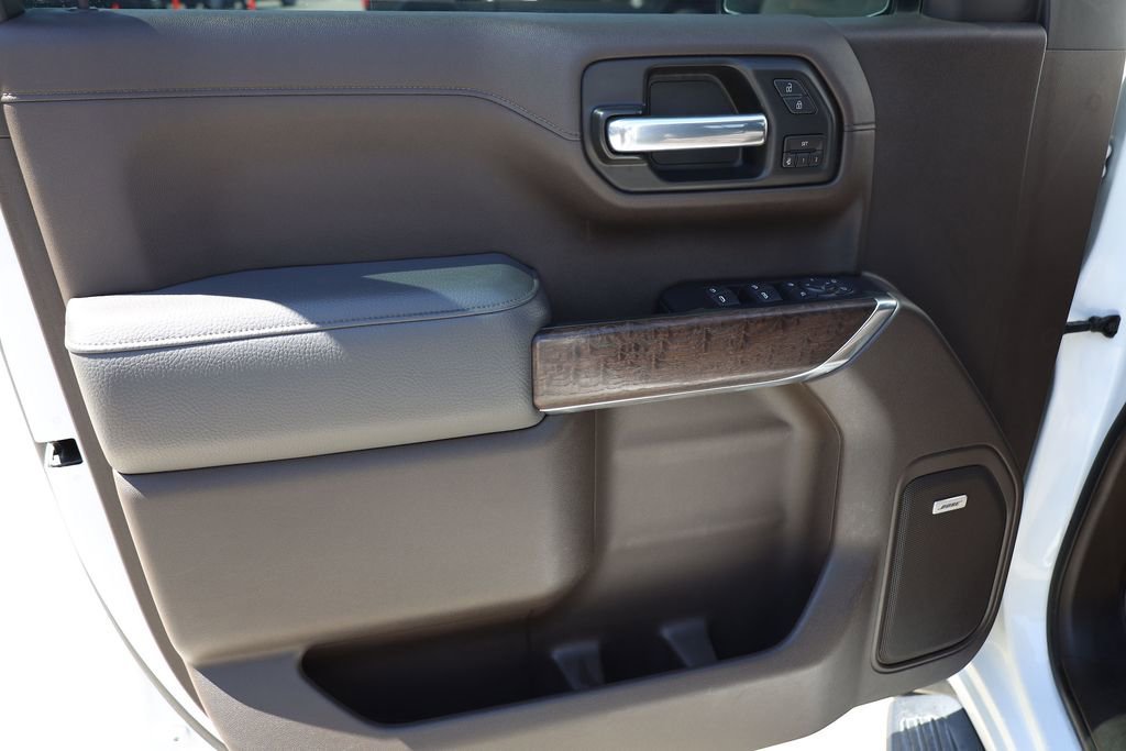 Used 2020 White Frost Tricoat GMC Denali image 10