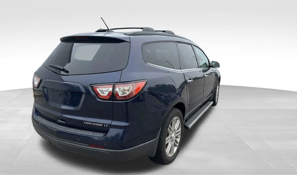 Used 2015 Blue Chevrolet LT image 3