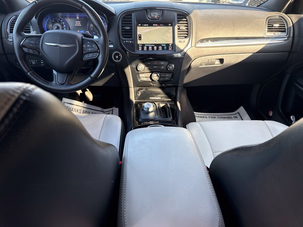 Used 2017 White Chrysler S image 16