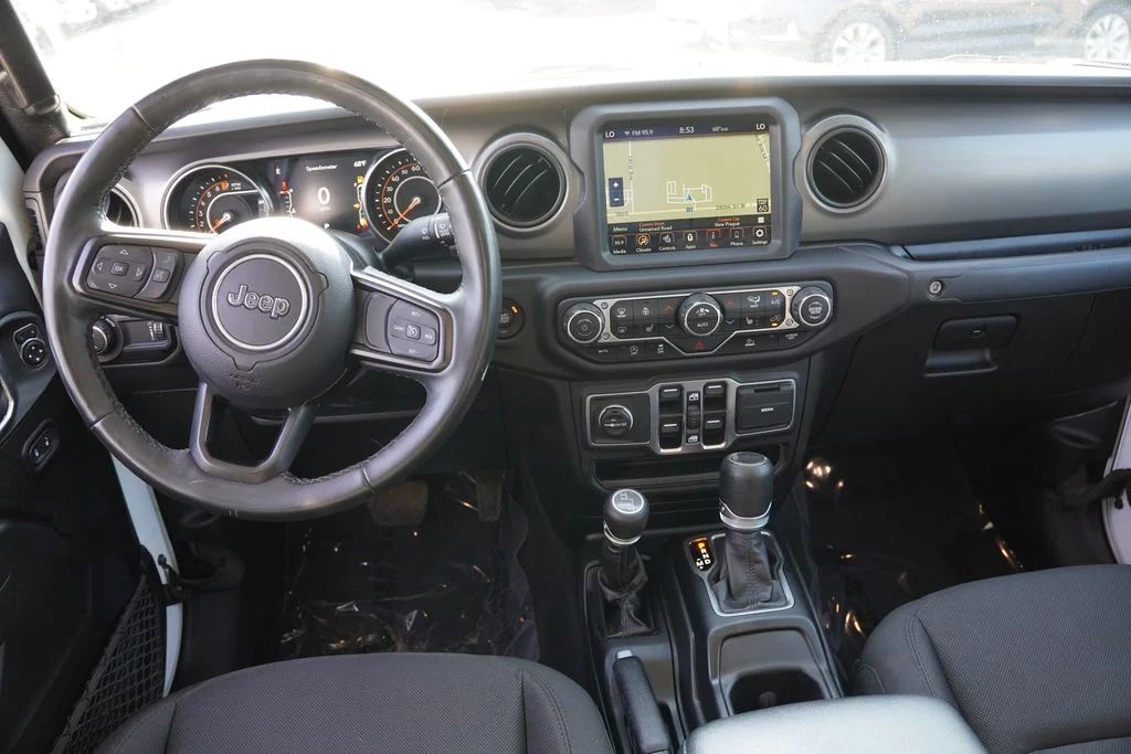 Used 2023 White Jeep Willys image 18
