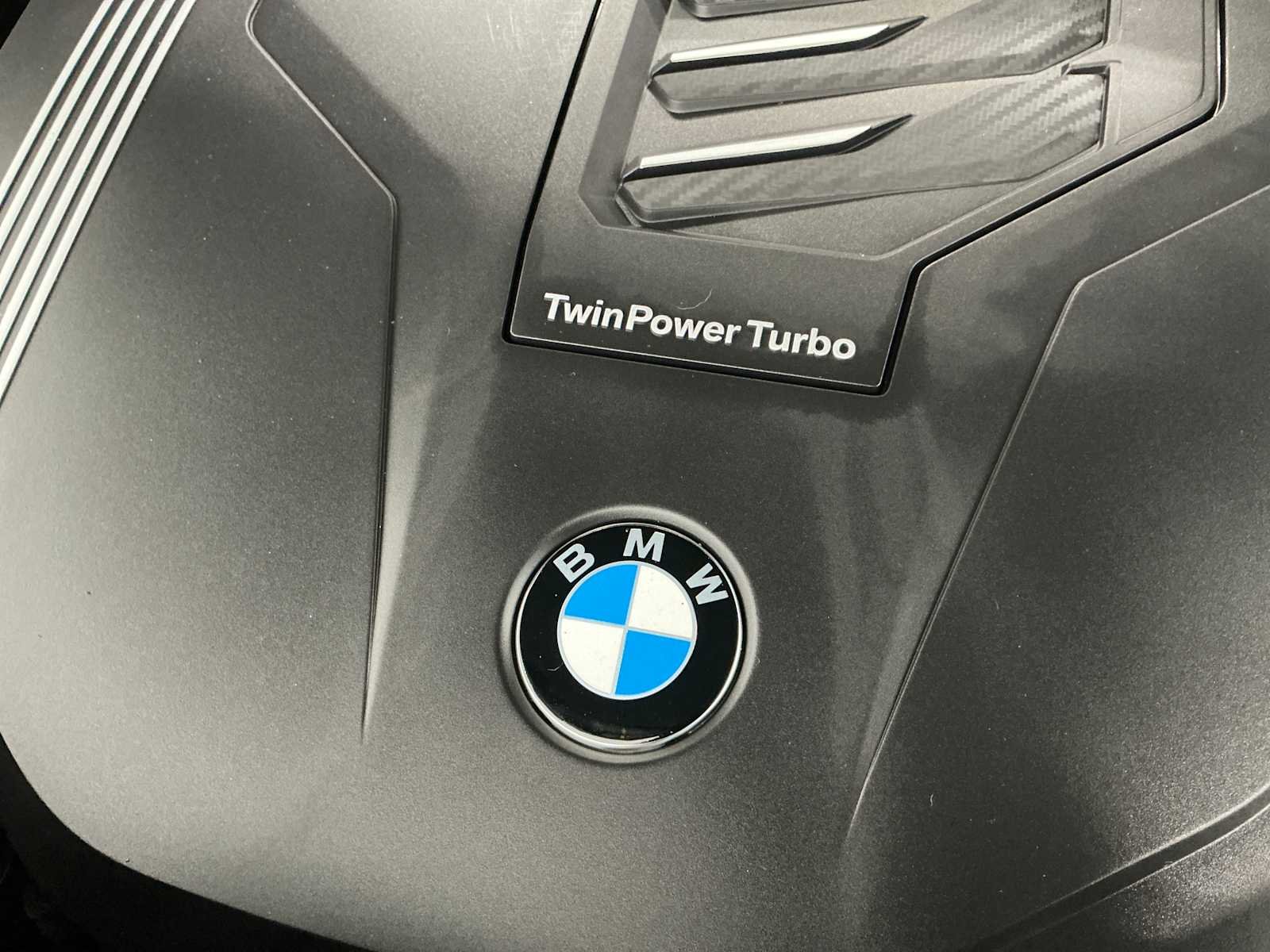 Used 2023 Black Sapphire Metallic BMW xDrive40i image 26