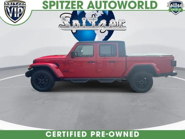 Used 2022 Red Jeep Sport image 6