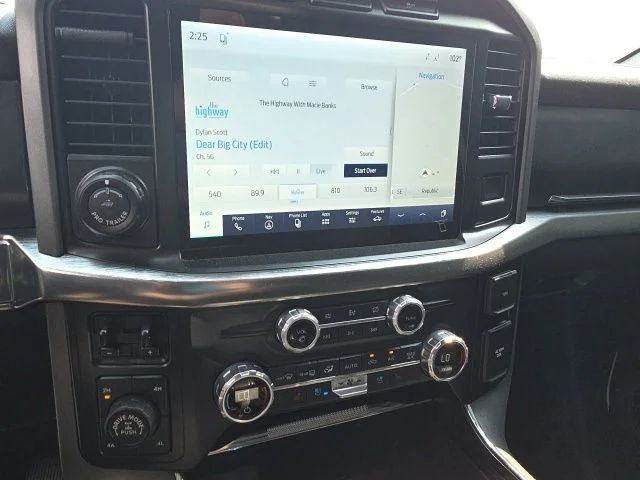 Used 2021 Oxford White Ford Lariat image 12