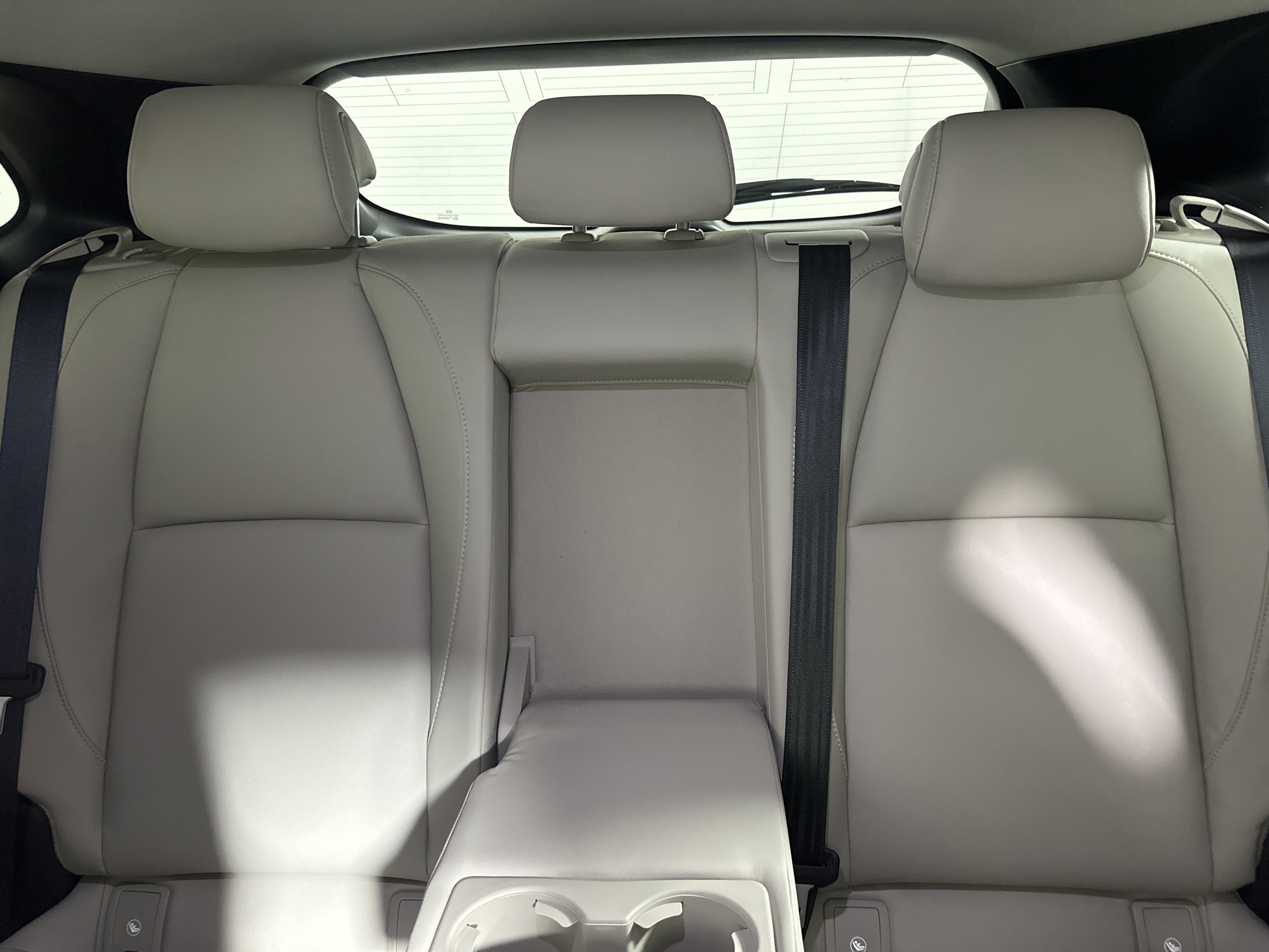 2023 Mazda CX-30 2.5 S Preferred photo 2