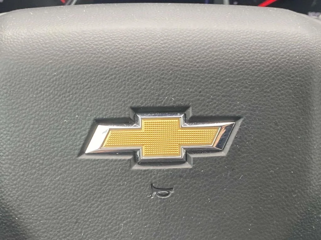 Used 2024 Gray Chevrolet LT image 31