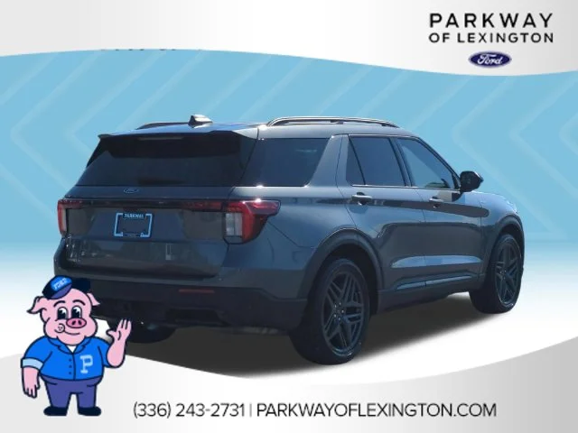 Used 2025 Gray Ford ST-Line image 5
