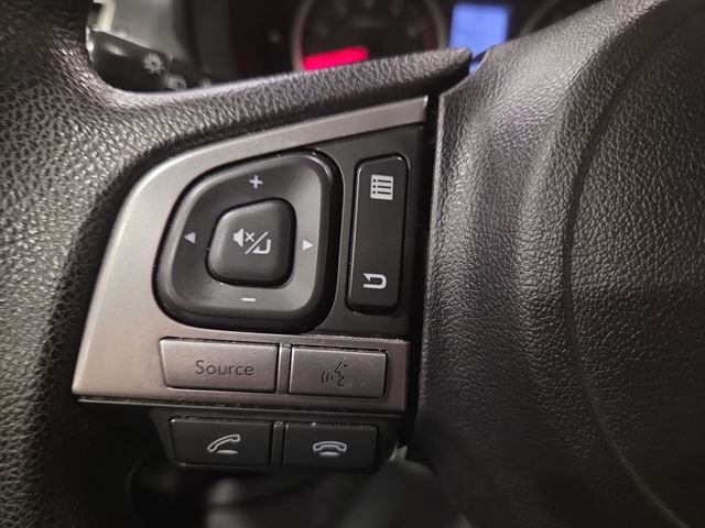 Used 2018 Silver Subaru 2.5i image 20
