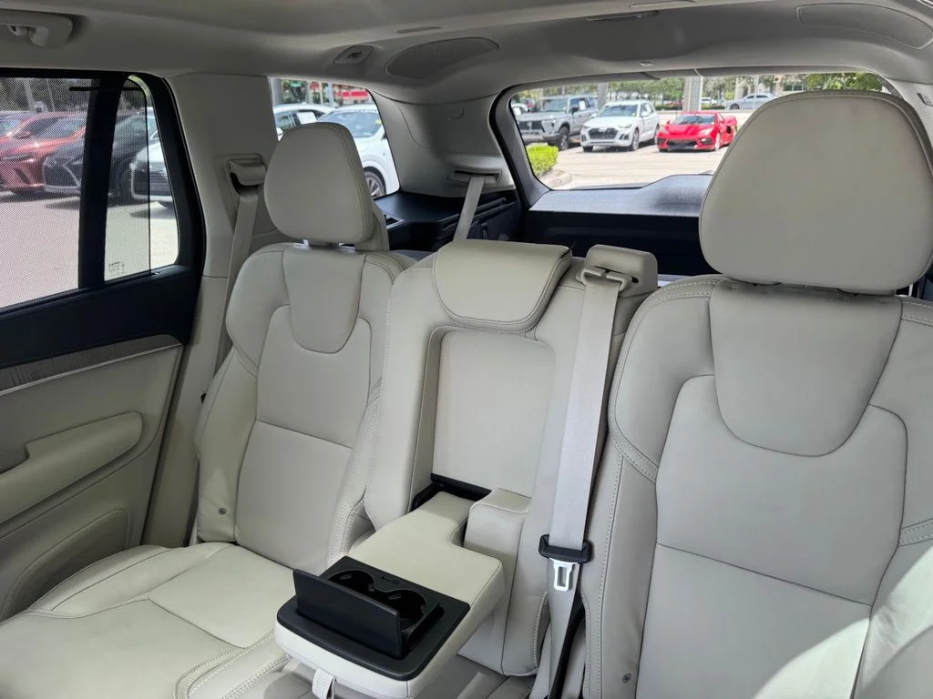 Used 2024 White Volvo Ultimate image 28