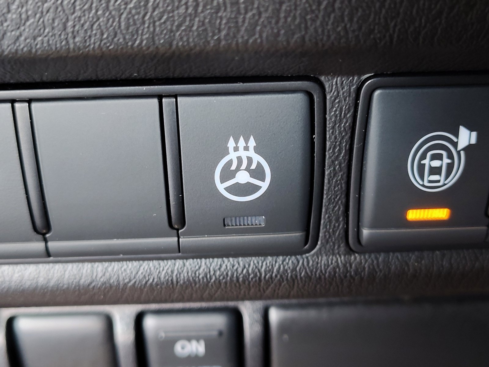 Used 2024 Coulis Red Pearl Nissan Platinum image 28