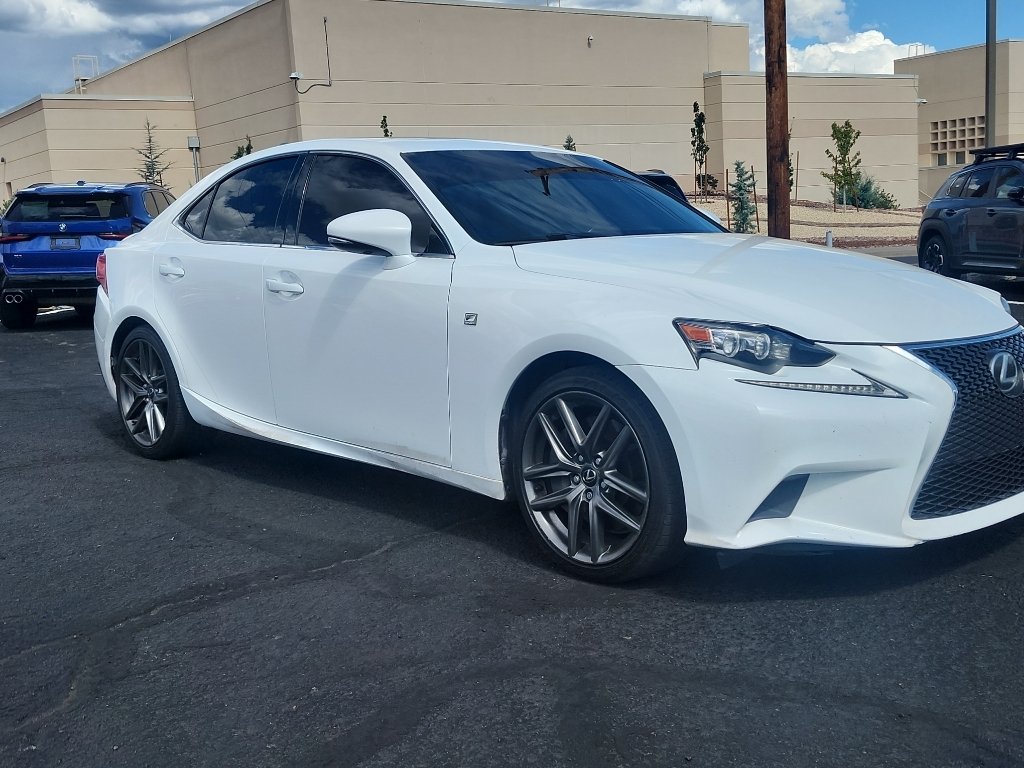 Used 2015 Starfire Pearl Lexus  image 3