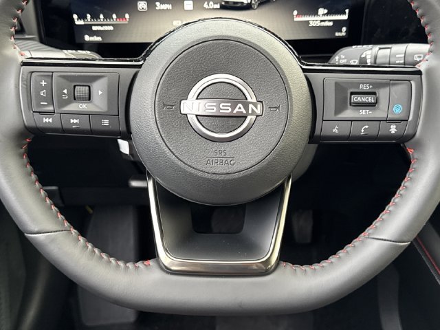 New 2026 Aspen White TriCoat / Super Black Two-tone Nissan SR image 15