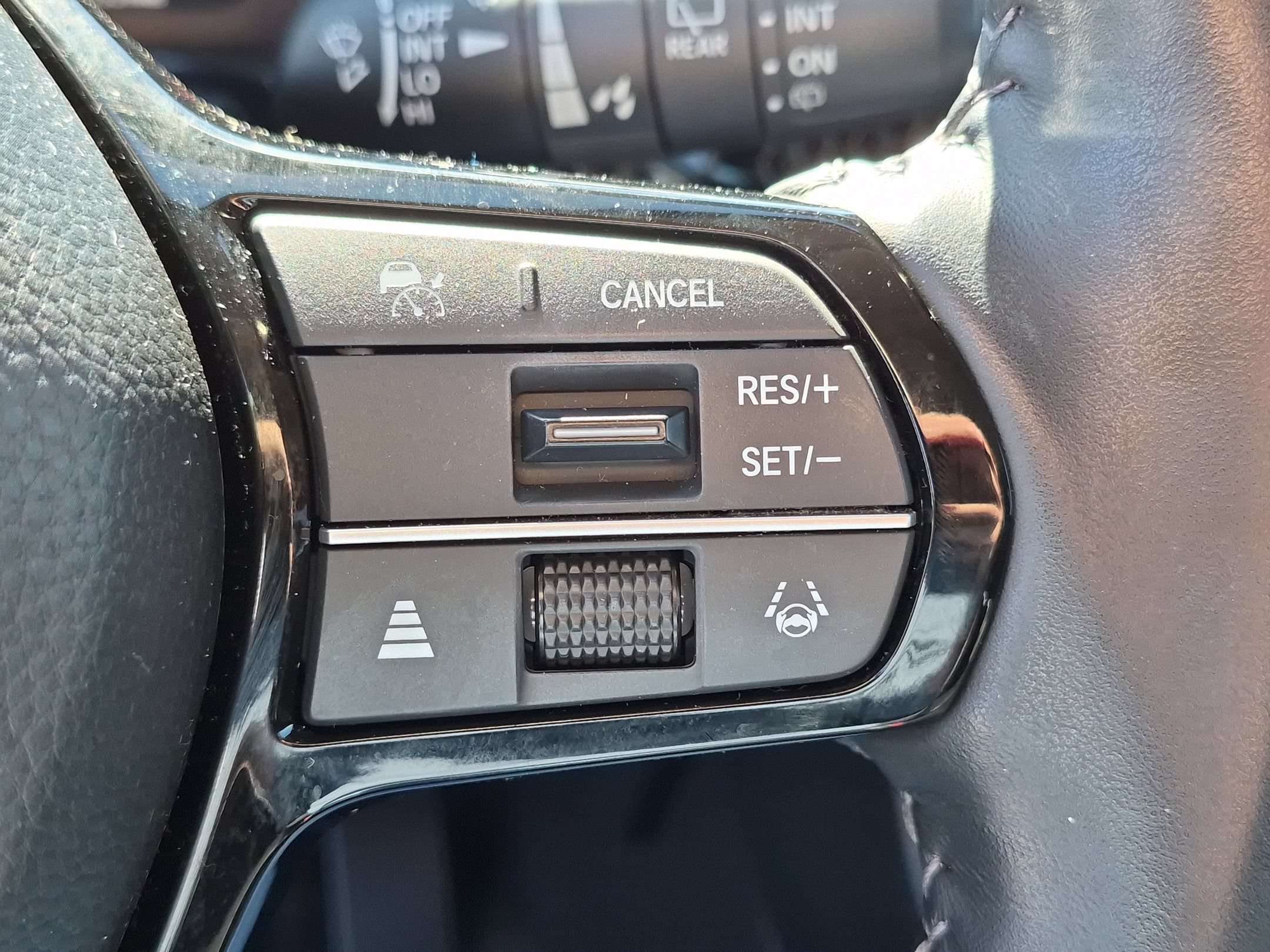 Used 2026 Canyon River Blue Metallic Honda EX-L image 17