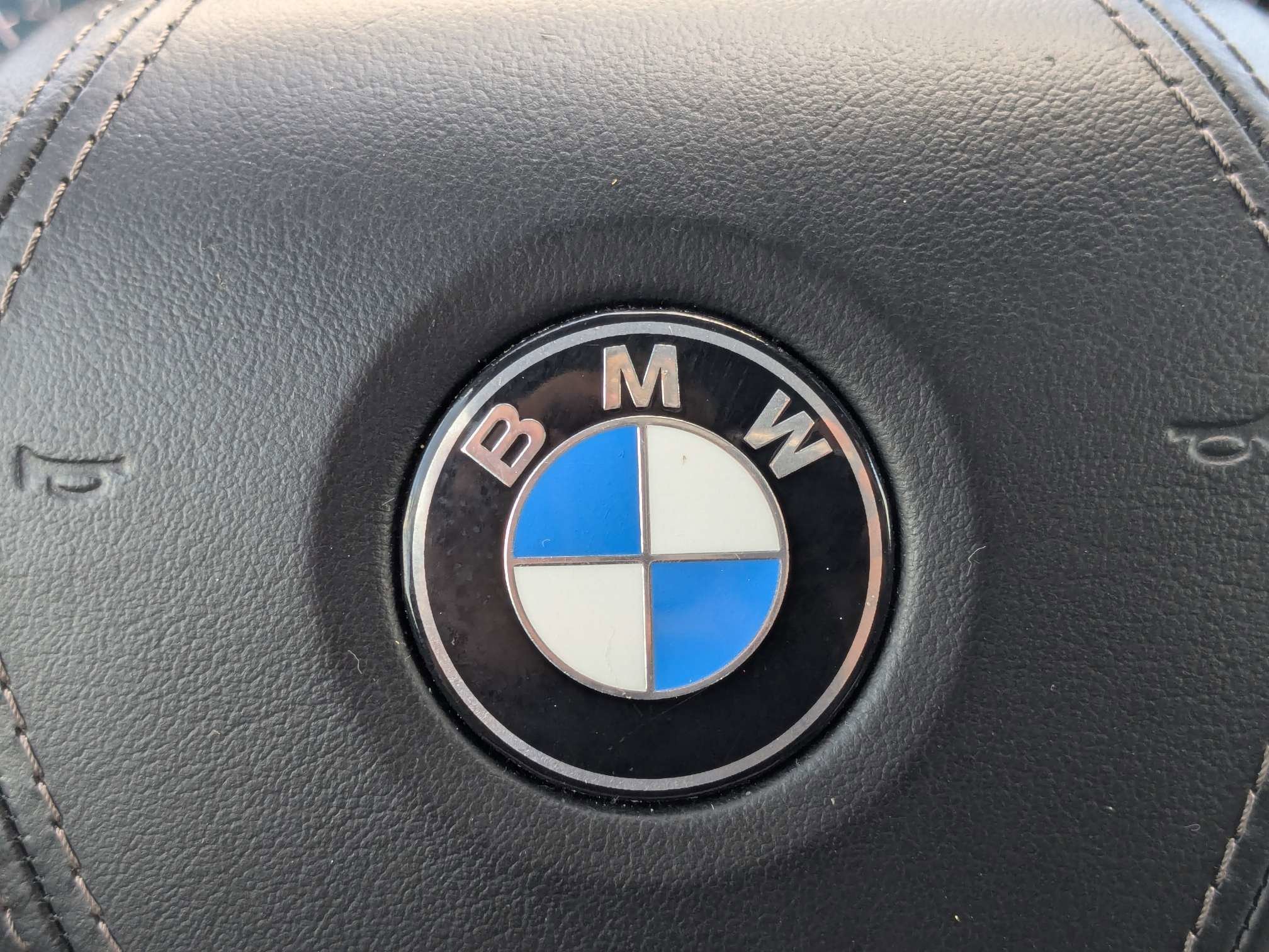 Used 2023 Jet Black BMW sDrive40i image 39