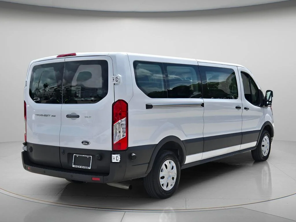 Used 2024 White Ford XLT image 7