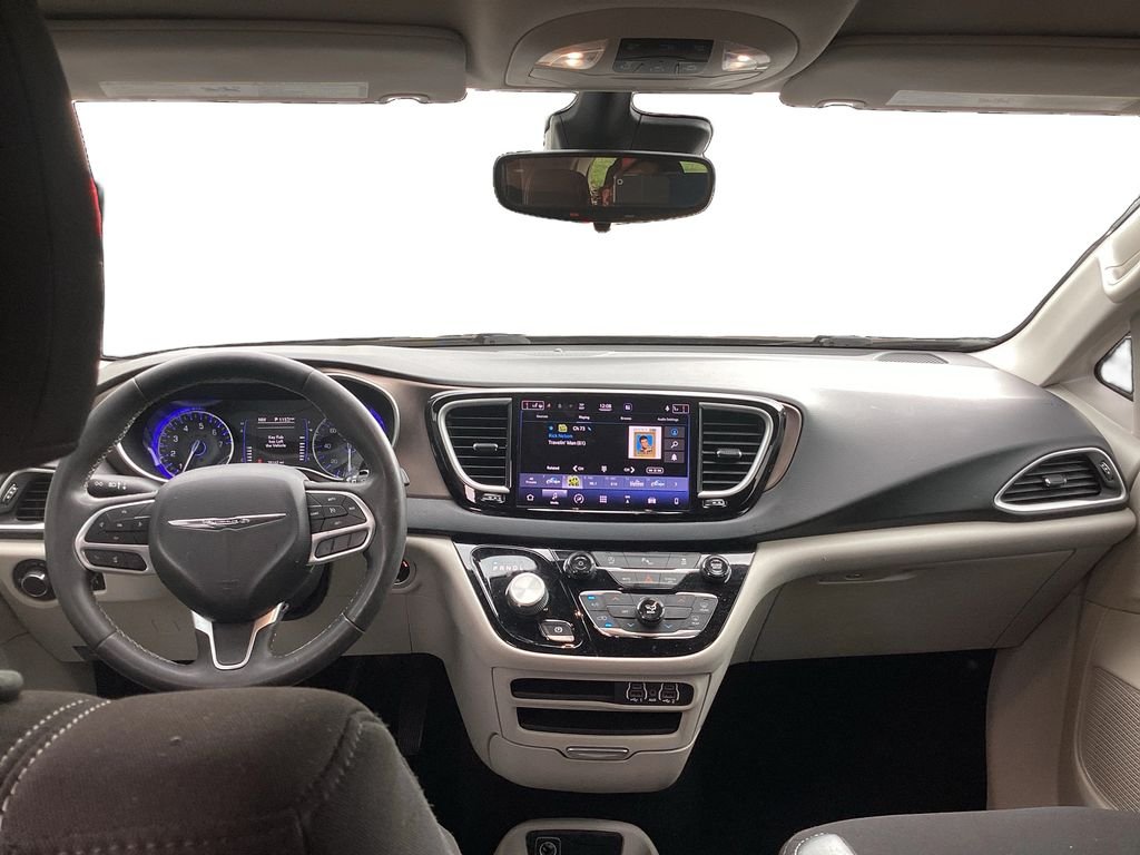 Used 2022 Gray Chrysler LX image 11