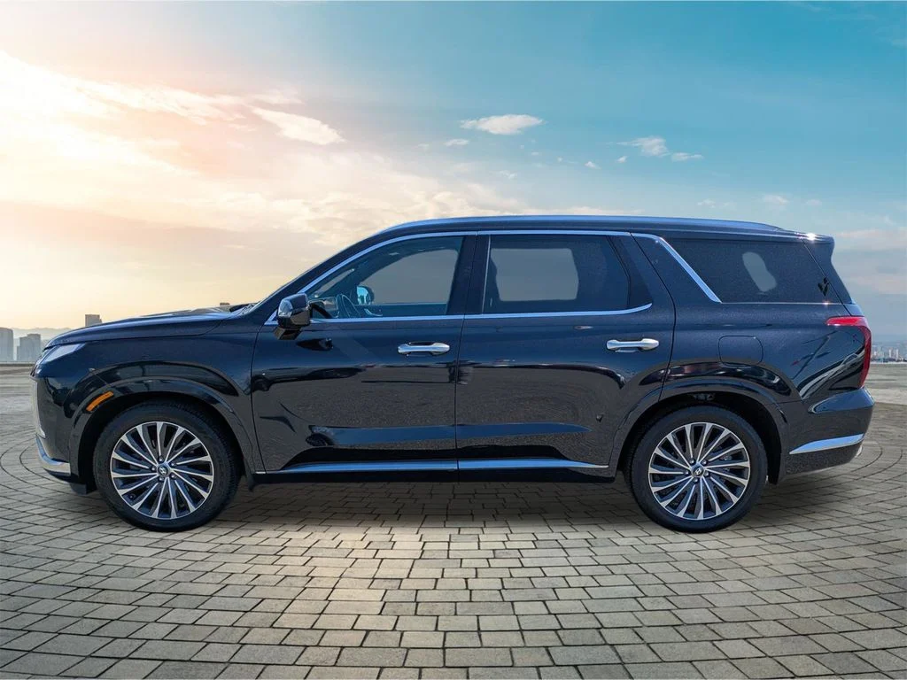 Used 2023 Moonlight Cloud Hyundai Calligraphy image 8