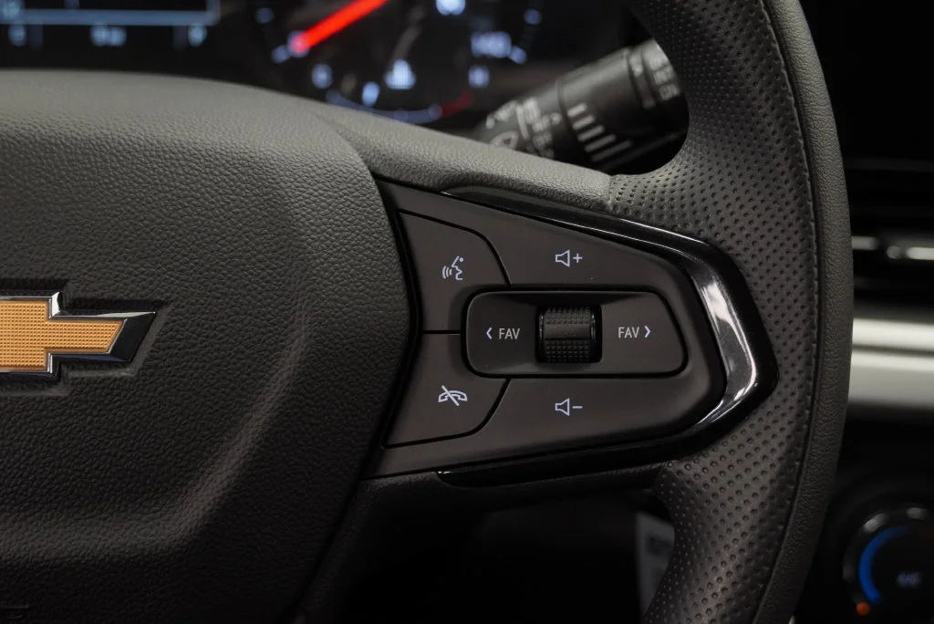 New 2026 Mosaic Black Metallic Chevrolet LS image 29