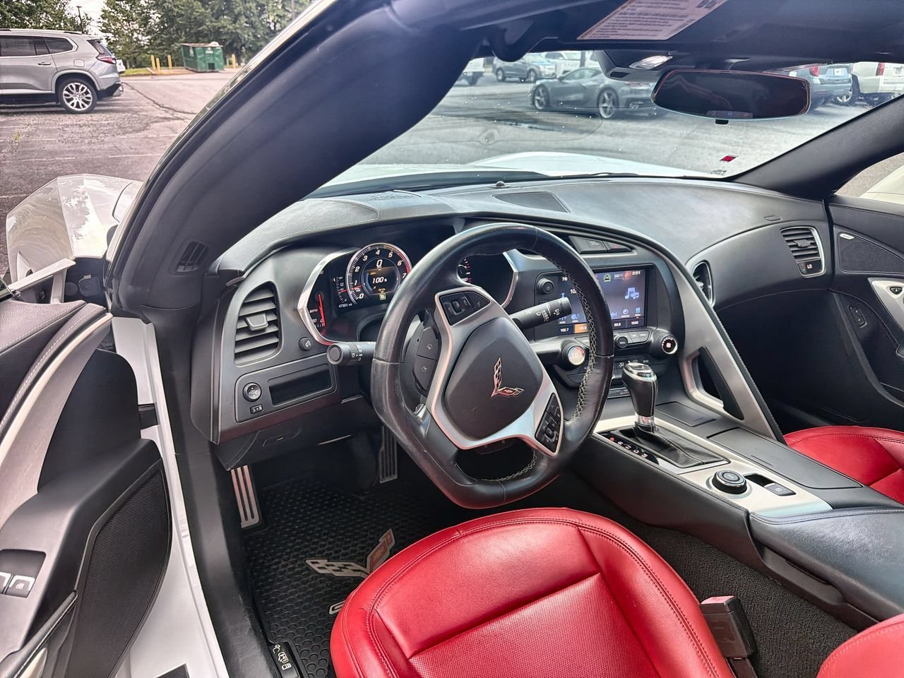 Used 2019 ARCTIC WHITE Chevrolet 1LT image 10