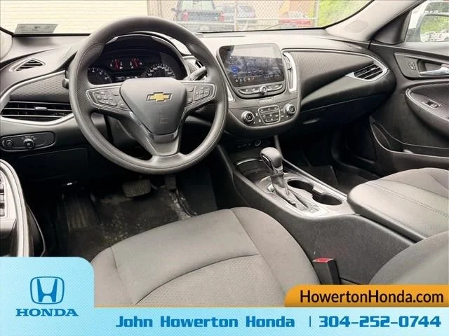 Used 2023  Chevrolet LT image 25