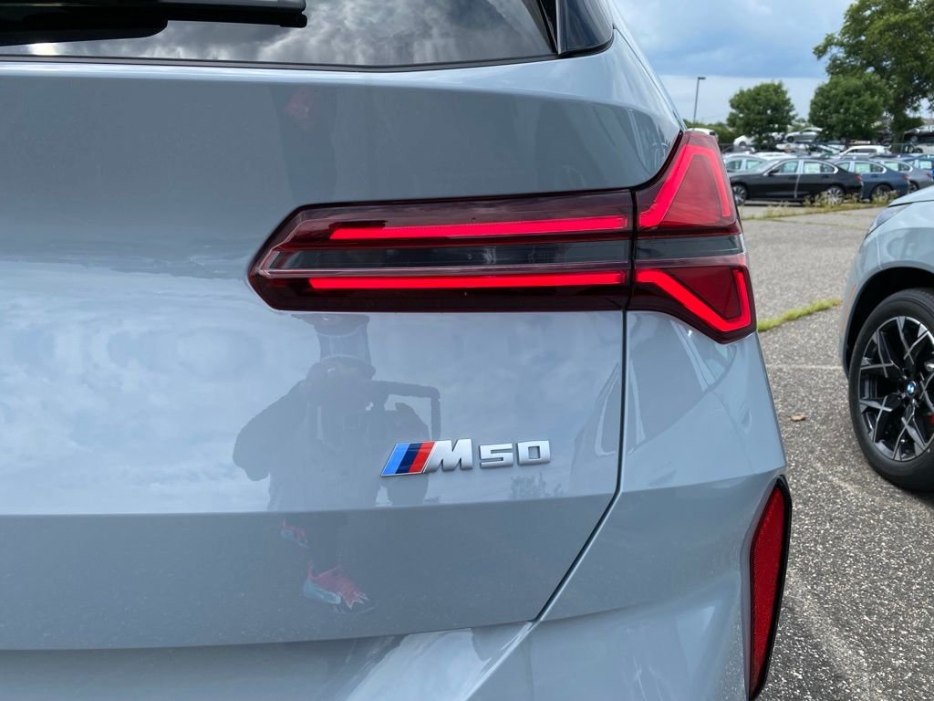New 2026 Brooklyn Grey Metallic BMW M50 xDrive image 4