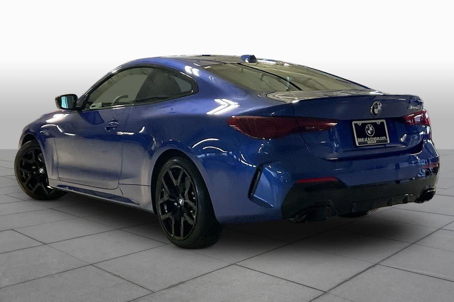 New 2027 Portimao Blue Metallic BMW M440i image 12