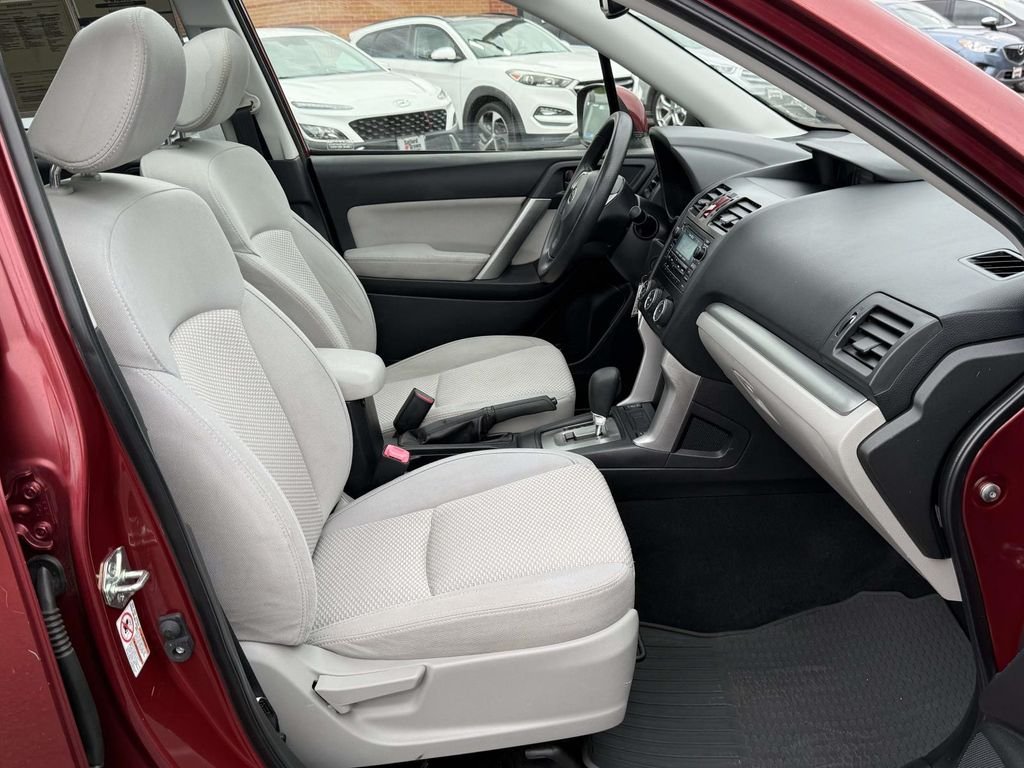 Used 2015 Venetian Red Pearl Subaru 2.5i Premium image 16
