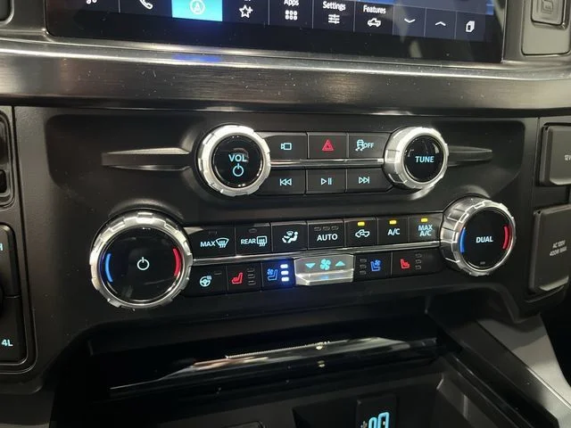 New 2026 Ruby Red Metallic Tinted Clearcoat Ford Lariat image 20
