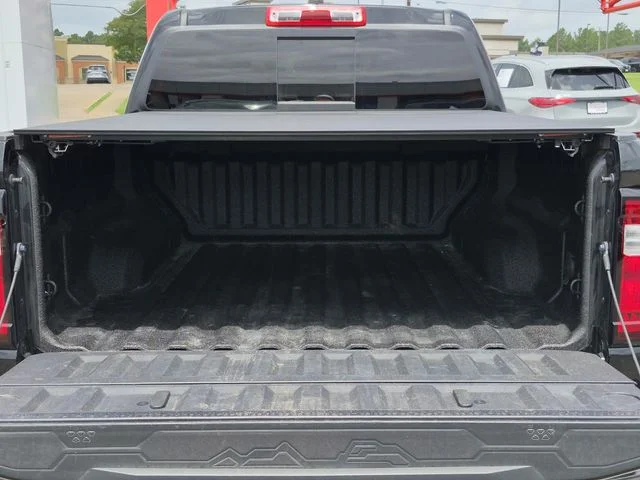 Used 2024 Onyx Black GMC AT4 image 7