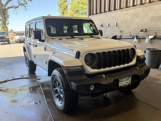 2026 Jeep Wrangler 85th Anniversary Edition's photo