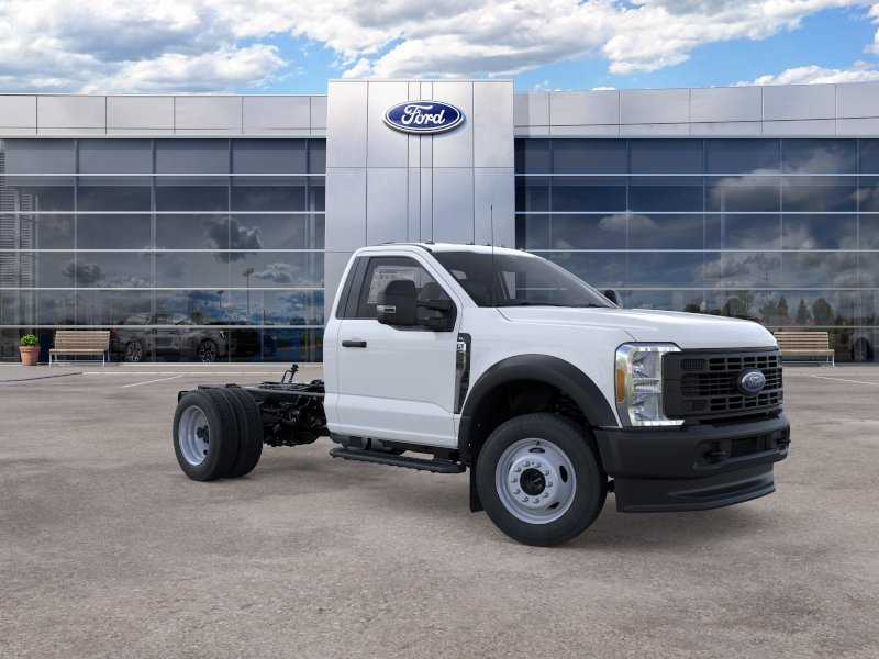 New 2026 Oxford White Ford F-550® XL image 7