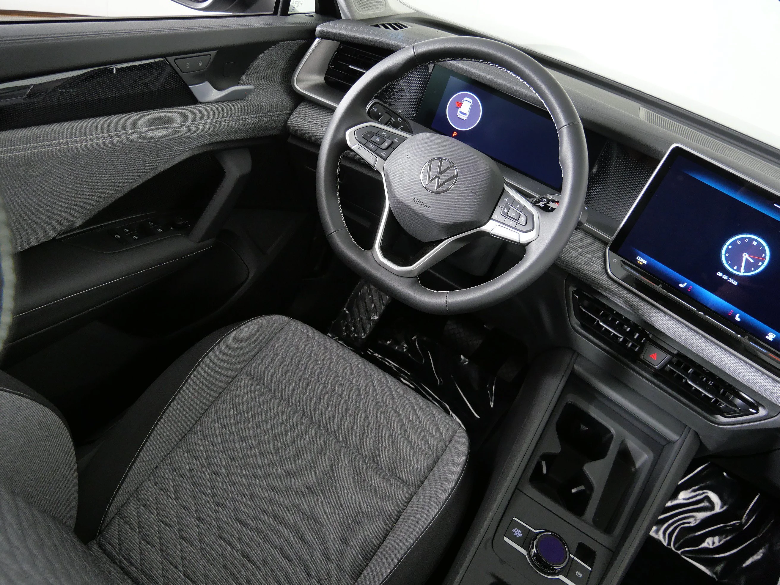 New 2026 Platinum Gray Metallic Volkswagen S image 9