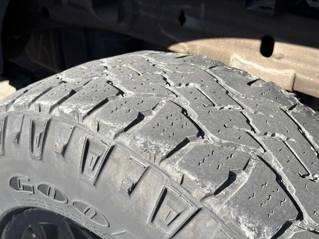 Used 2021 BLACK Chevrolet Custom Trail Boss image 17