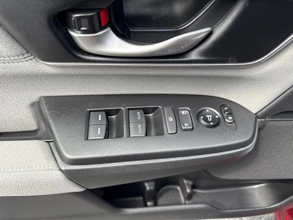 Used 2021 Red Honda EX image 18