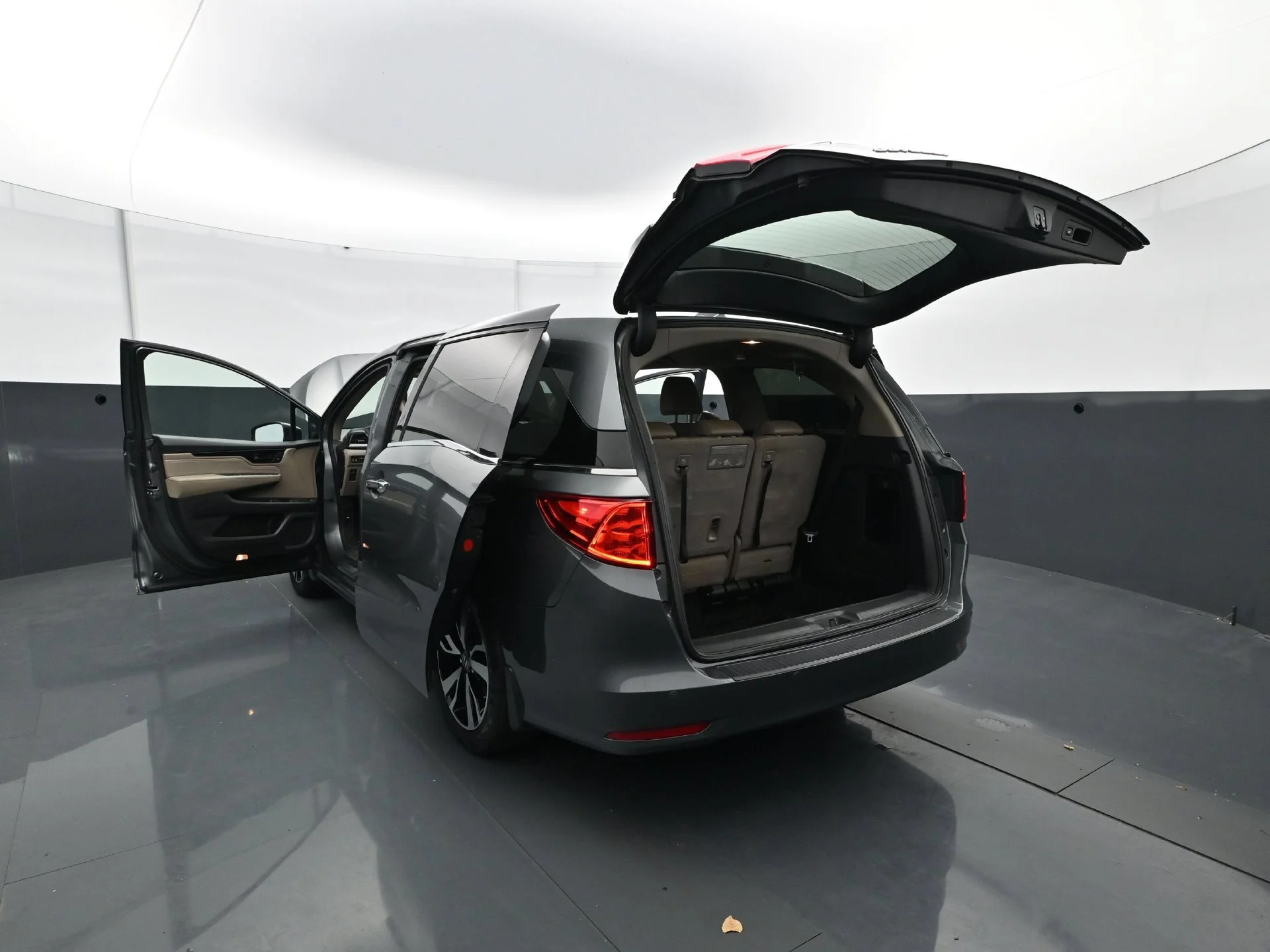 Used 2019 Gray Honda Elite Auto image 36