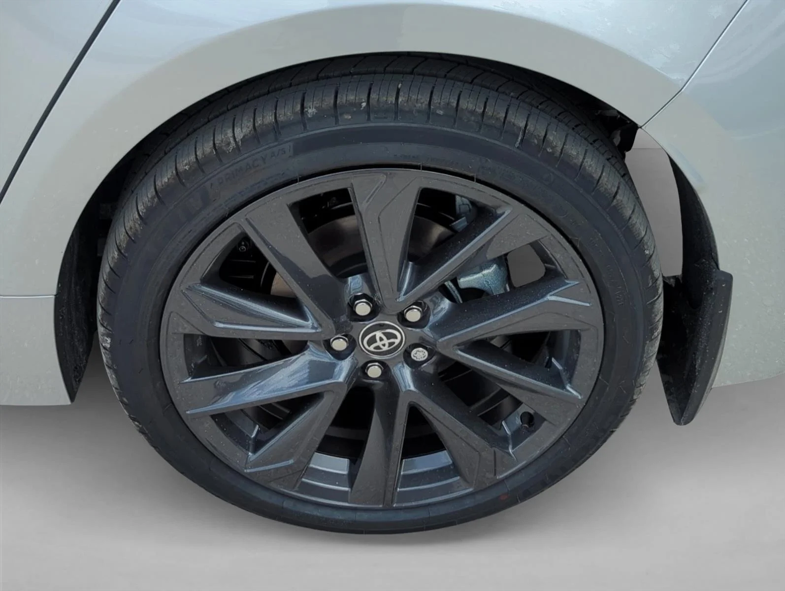 Used 2026 Classic Silver Met Toyota SE image 9